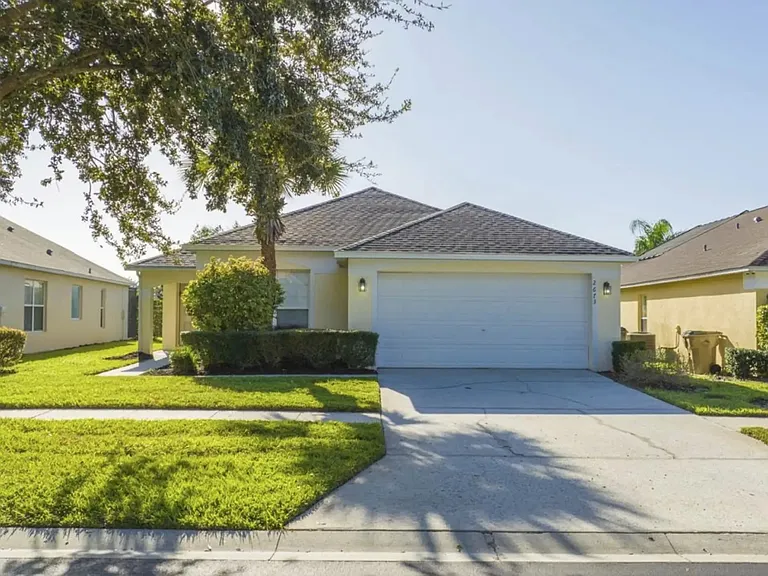 2673 Emerald Island Blvd — Photo 1