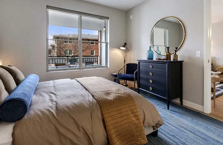 HIGHPOINT Clarendon Hills — Photo 10