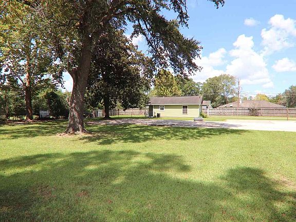 2nd image of 8967 Cedar Dr