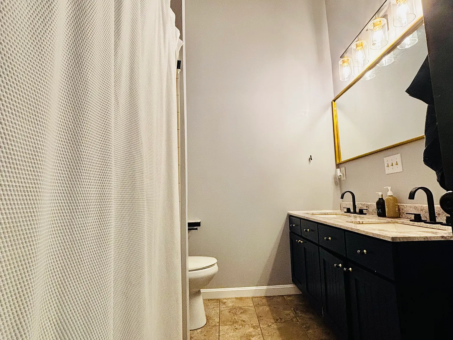 2 bed, 1510 sqft, $3,500 — Photo 2