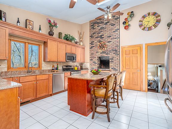 3rd image of 13452 W Pawnee Ln