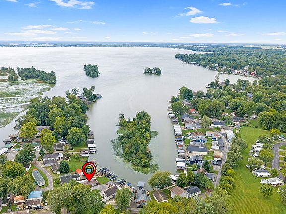 2nd image of 11162 Maple Dr