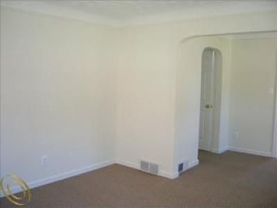 4th image of 10030 Virgil Ave
