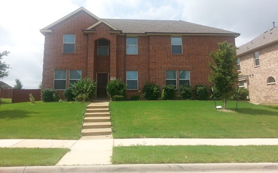1st image of 812 Trailwood Dr