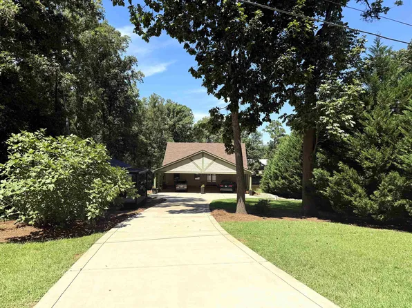 153 Lakeshore Dr, Eatonton, GA 31024