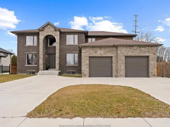 1599 Outram Ave, Lasalle, ON N9J 3R9