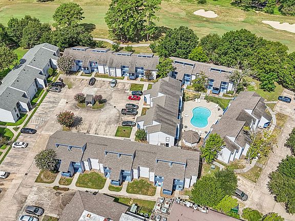 3rd image of 13155 Walden Rd