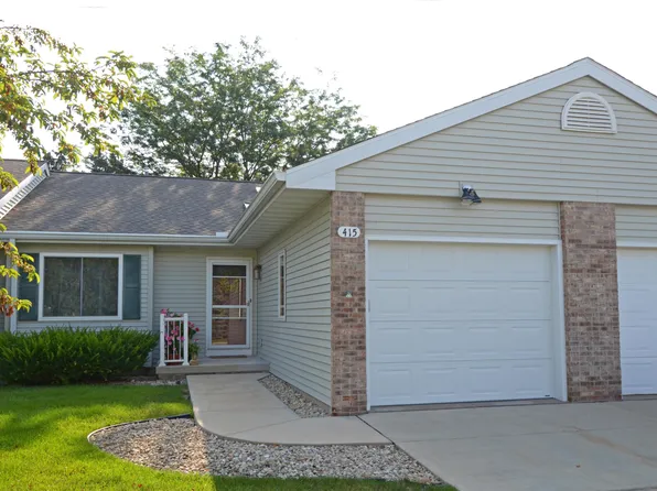 415 Kensington Sq, Stoughton, WI 53589