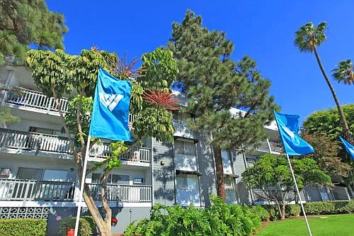 5025 E Pacific Coast Hwy — Photo 1