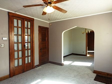 5th image of 133 S Hazelwood Ave