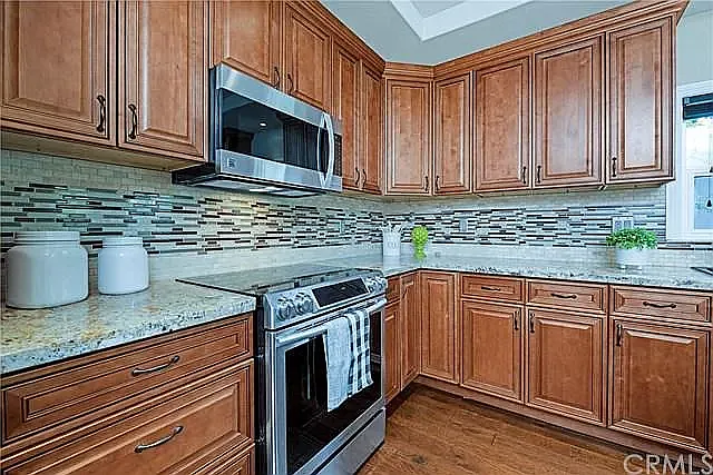 19788 Bear Valley Rd — Photo 17