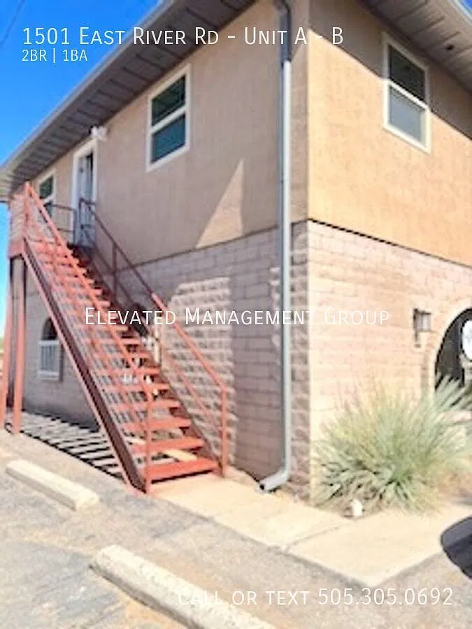 Charming Belen 2 bedroom Apartment. Refrigerated Air! Washer/Dryer! No Carpet! Easy access to Bel... — Photo 2