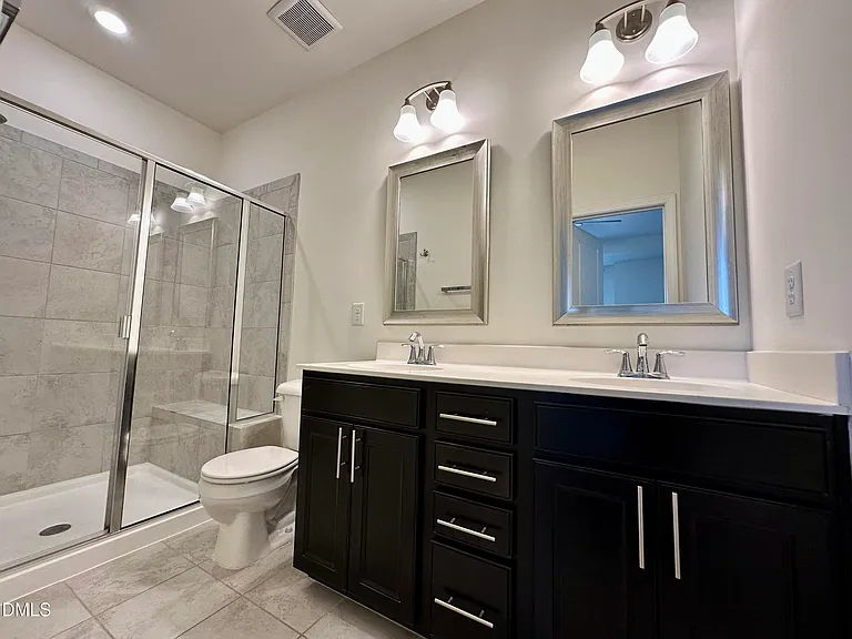 304 Skymont Dr — Photo 18