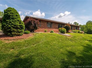 5814 Chapel Hill Rd, Borden, IN 47106