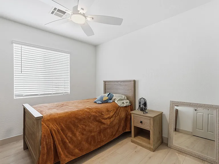 3514 E Murrieta Rd — Photo 15