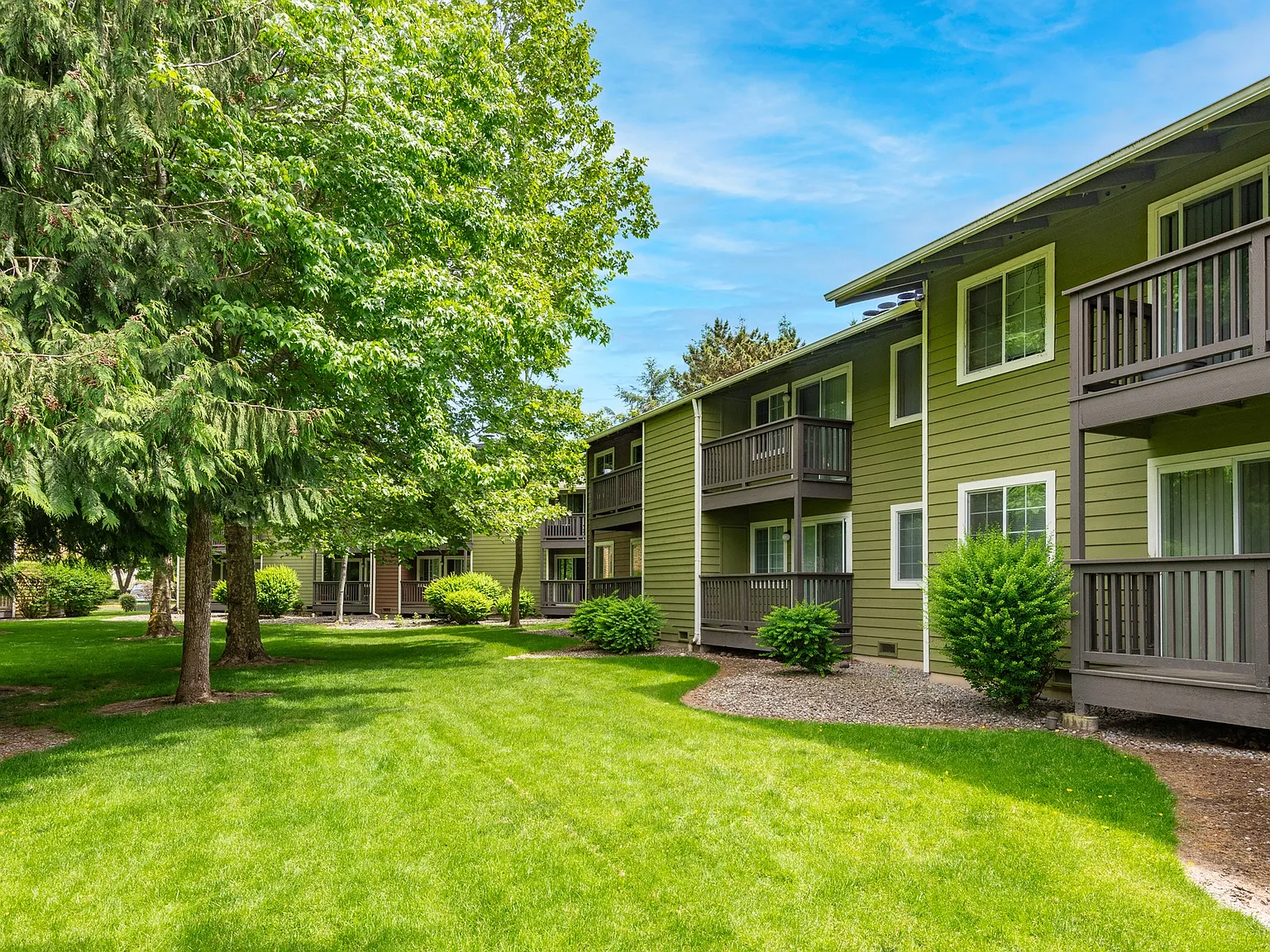 Aspen Glade Apartments — Photo 1