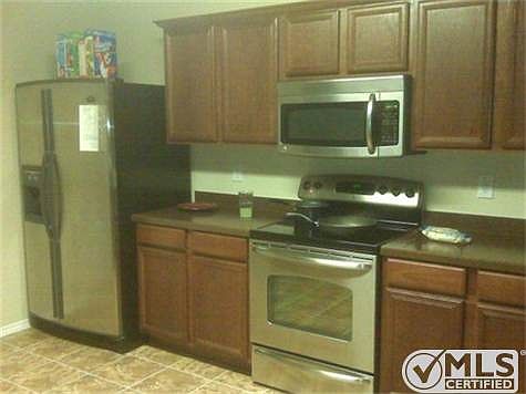 4th image of 727 Lentisco Dr