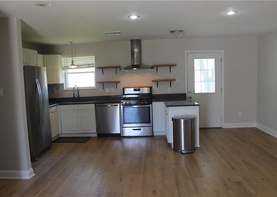 8817 25th St, Metairie, LA 70003 | Zillow