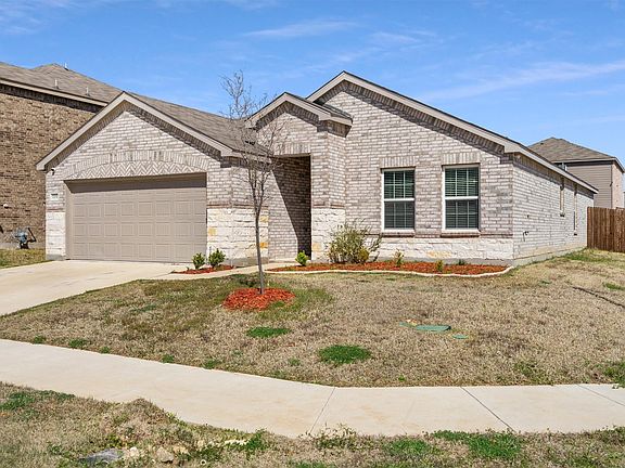 2nd image of 1100 Varson Dr