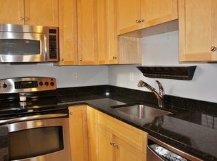 5 Elmcrest Ter APT 2, Norwalk, CT 06850