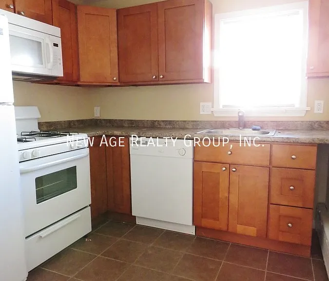 3104 Miller St — Photo 9