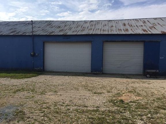 5th image of 410 Church St