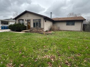 3529 Carpenter St, Steger, IL 60475