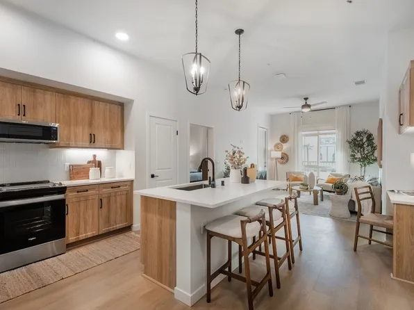 Solana Winchester Hills