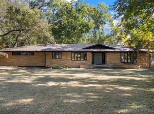 345 S Lynn Lane Rd, Tulsa, OK 74108