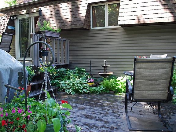 4th image of 5381 Pinehurst Dr
