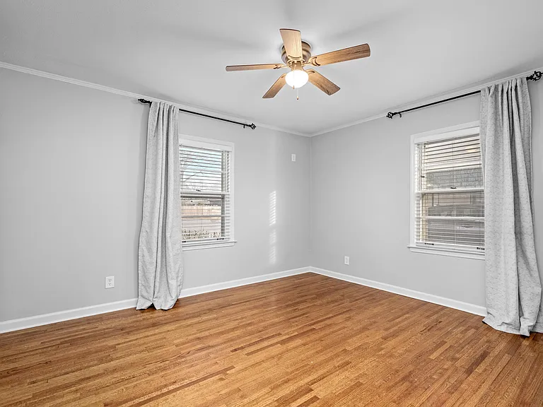 1453 Colonial Rd — Photo 22
