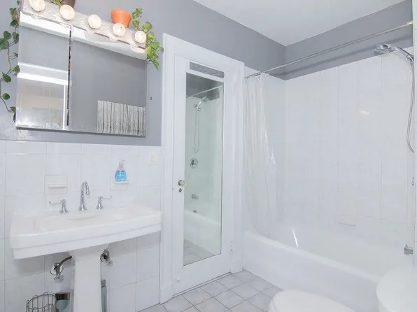 2600 John F Kennedy Boulevard image 8 of 34