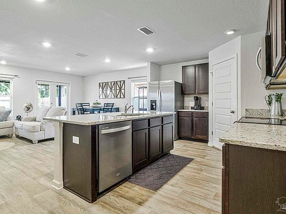 4th image of 7494 Oak Lake Blvd