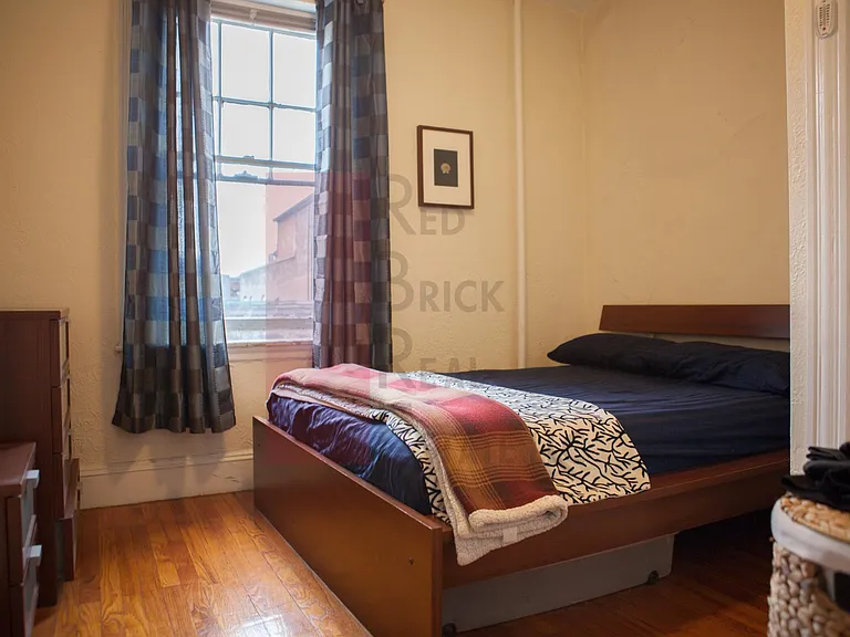 28 Anderson St #12 — Photo 6