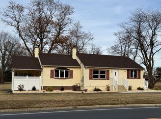 27 Kelly Driver Rd, Clementon, NJ 08021