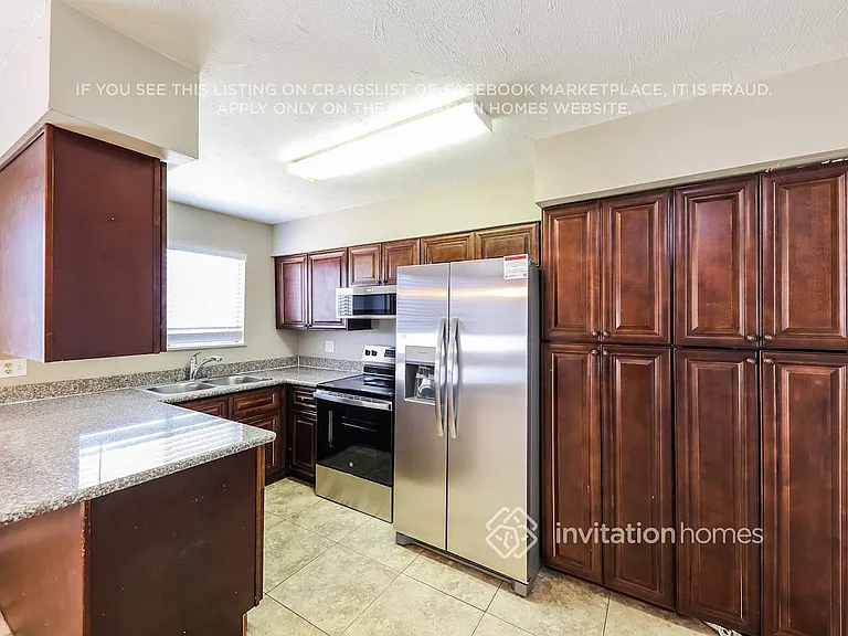 4753 N 70th Ave — Photo 6