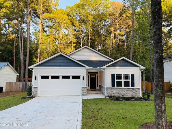 761 Riverbirch Drive, Vass, NC 28394
