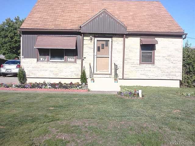 1st image of 61 Ontario Dr