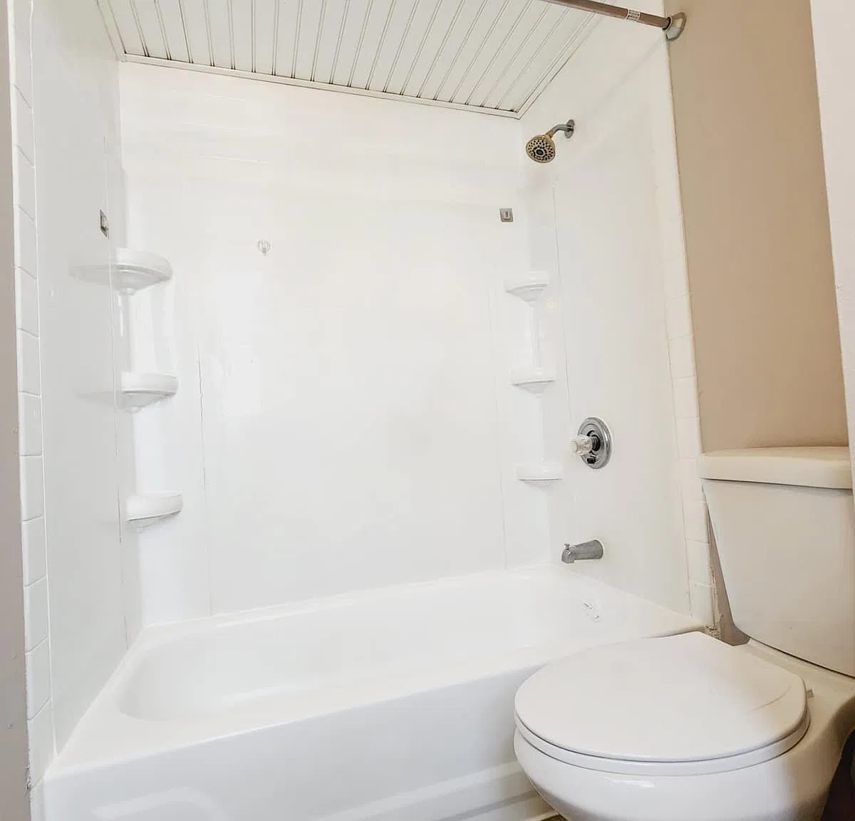 2 bed, 1000 sqft, $2,200 — Photo 4