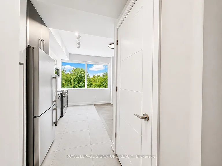 664 Spadina Ave #204 — Photo 7