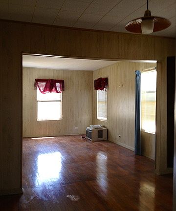 5th image of 245 Westminster Ave