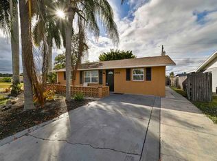 200 San Lorenzo Ave, North Pt, FL 34287