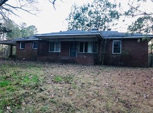 105 Lucinda Walk, Atlanta, GA 30349