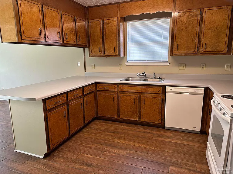 1216 Bridge Creek Ter — Photo 8