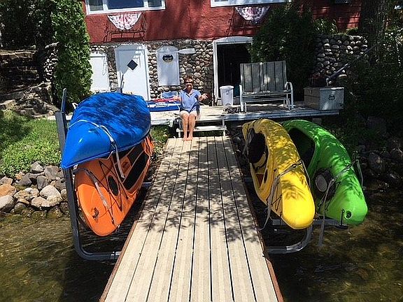 Lakeedge cabin, dock, kayaks