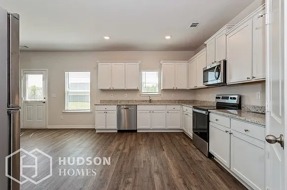 1262 Fendt Dr — Photo 8