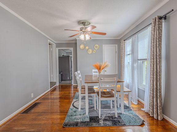 dining area -1
