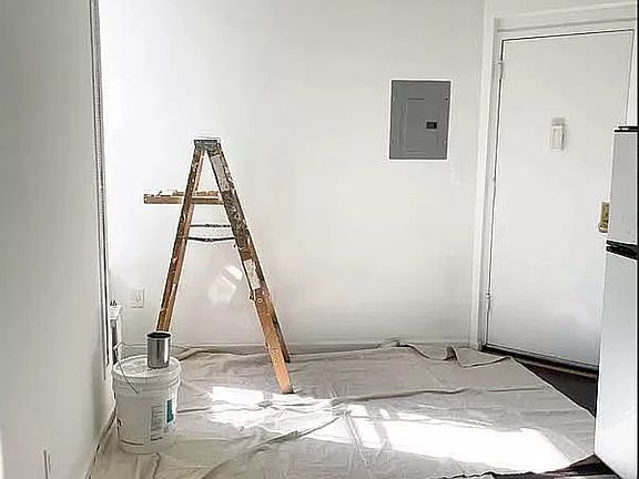 2nd image of 171 Thompson St APT 19