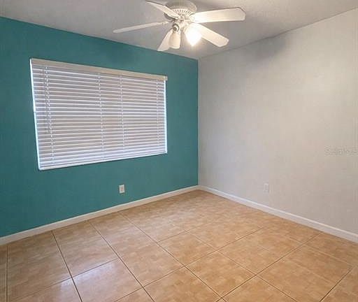 5th image of 2929 W Oak Ridge Rd Unit E6