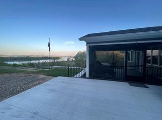 294 Wall St, Lansing, IA 52151